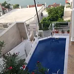 Palace View