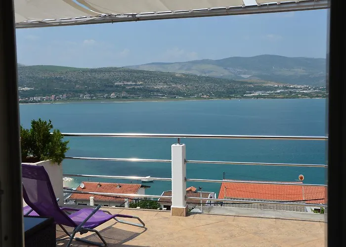 Palace View Apartman Trogir