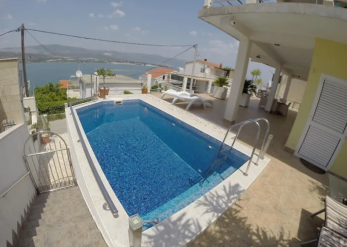 Palace View * Trogir